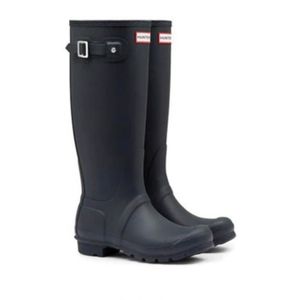 Hunter
Original Tall Matte Rain Boots

endy buckle